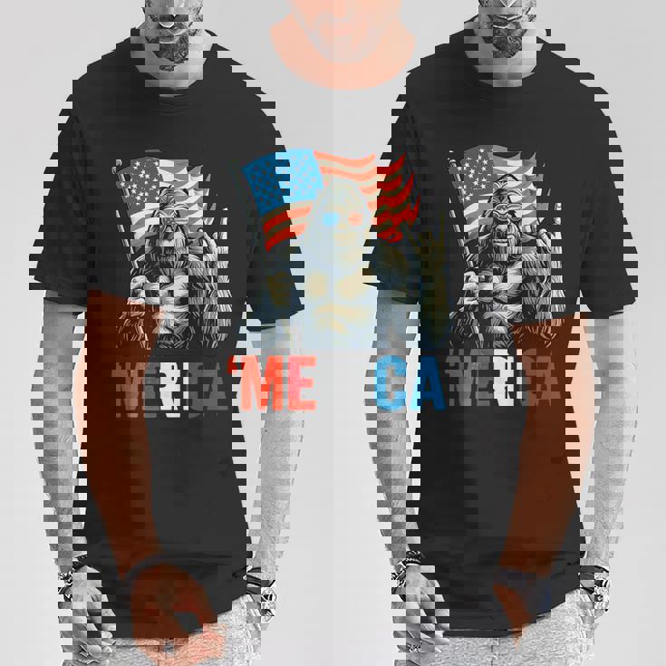 ビッグフット メリカ ロック アメリカ国旗 愛国的 7月4日 Tシャツ 面白い贈り物