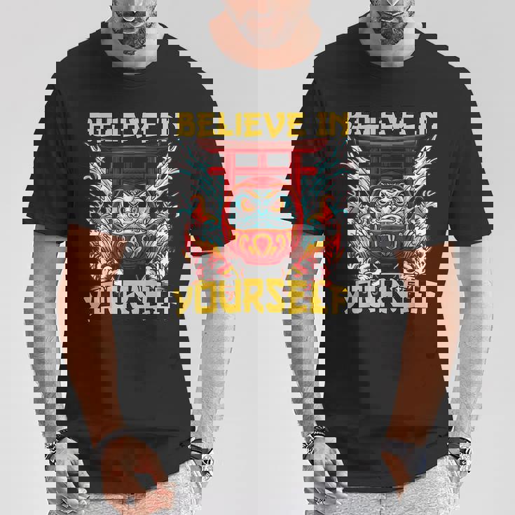 ビリーブインユアセルフ 鯉のぼりだるま Tシャツ 面白い贈り物