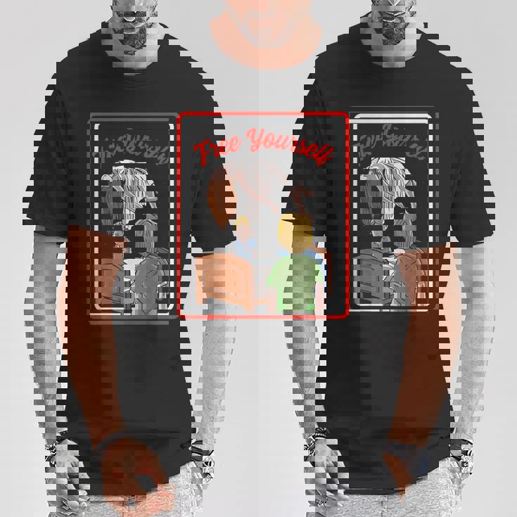 ビンテージ ホラー、取り憑かれた悪魔から解放される Tシャツ 面白い贈り物