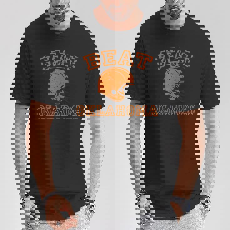 ビートオクラホマ カレッジフットボールtシャツ Tシャツ 面白い贈り物