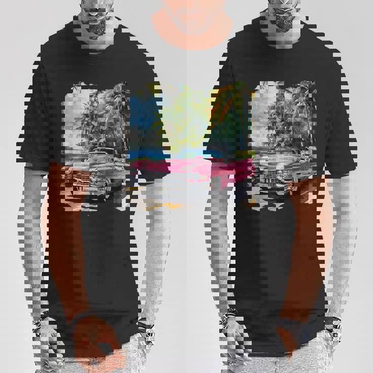 ピンク キャデラック ルックイン ビンテージビークル Tシャツ 面白い贈り物