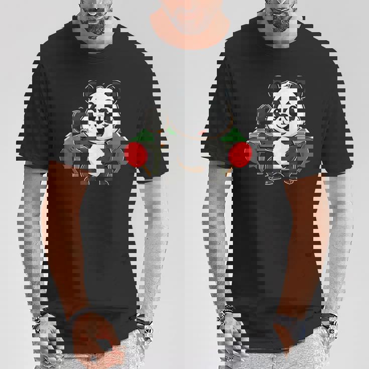 ピンポン卓球をするかわいいパンダ Tシャツ 面白い贈り物