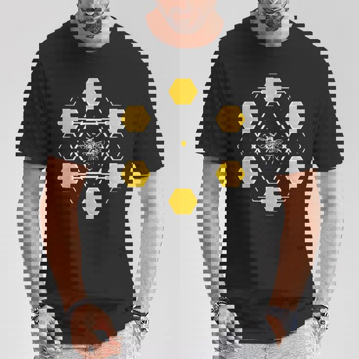 ミツバチユーモア六角形ナチュラルスタイル Tシャツ 面白い贈り物