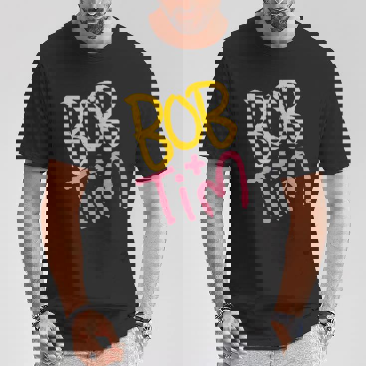 ミニオンズ ボブ&ティム Here For The Hugs Tシャツ 面白い贈り物