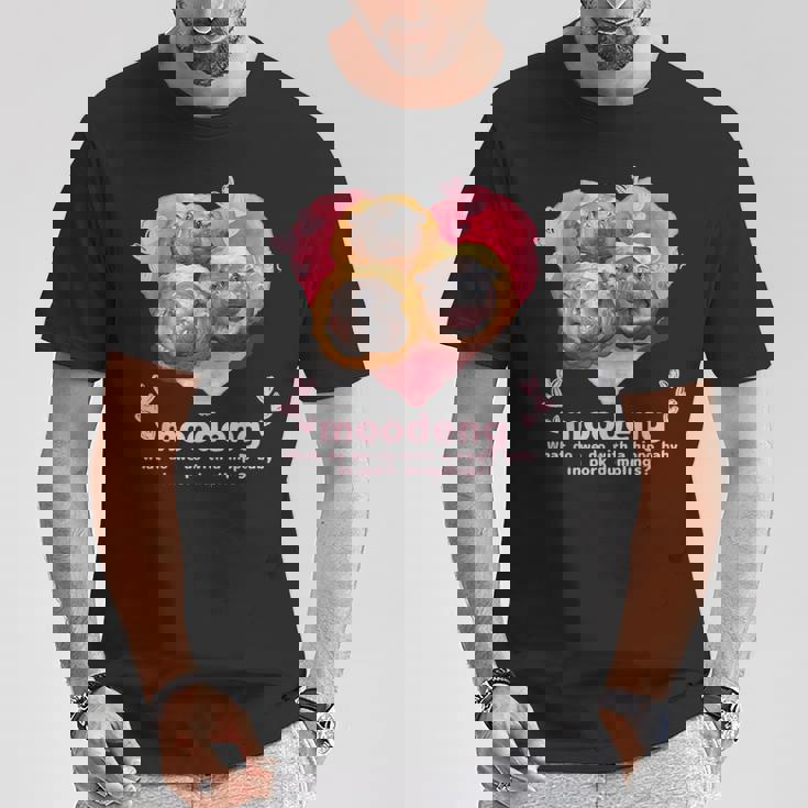 ムーデン君が 豚肉団子 になっちゃった！可愛いカバの赤ちゃん Tシャツ 面白い贈り物