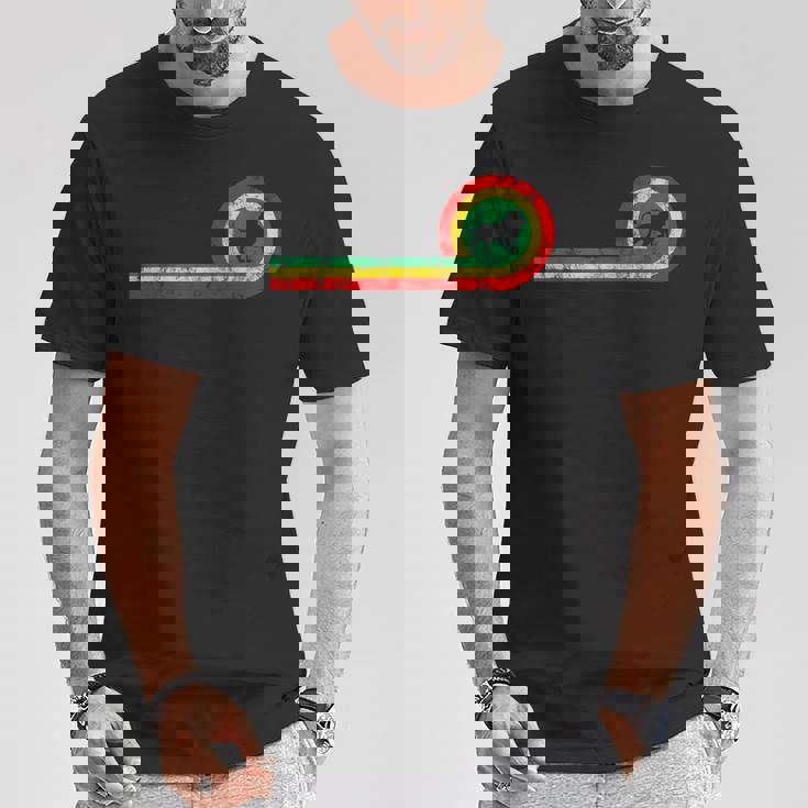 ラスタファリアンカラーのユダのライオン。ラスタとレゲエのファンに。 Tシャツ 面白い贈り物