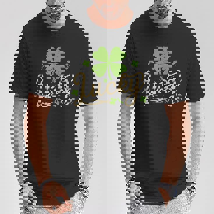 ラッキーシャムロック 四つ葉のクローバー 聖パトリックの日 Tシャツ 面白い贈り物