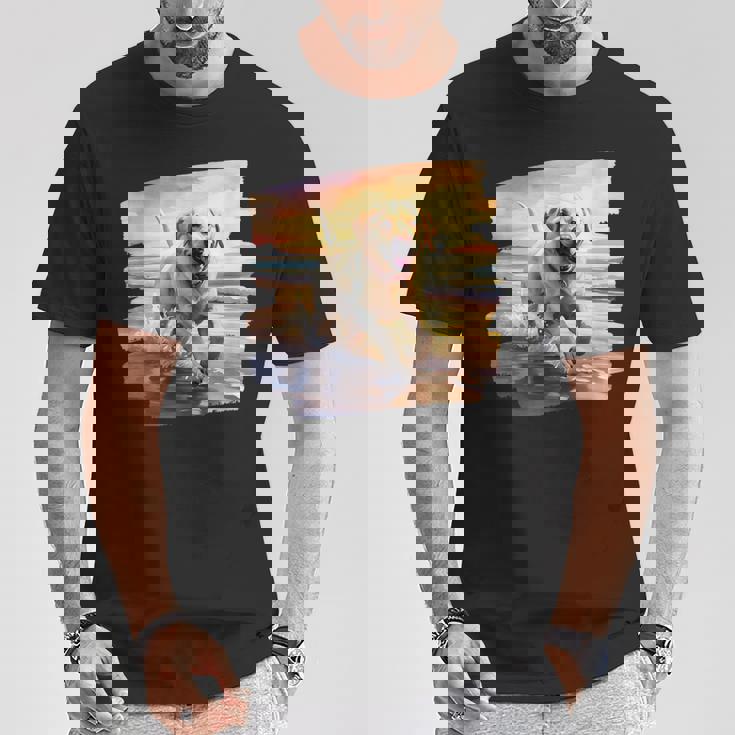 ラブラドールオンザビーチ、ラボ、犬、ラブラドール子犬 Tシャツ 面白い贈り物