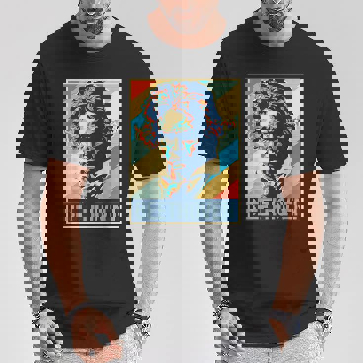 ルートヴィヒ・ヴァン・ベートーヴェン ポスター ミュージシャン 作曲家 Tシャツ 面白い贈り物