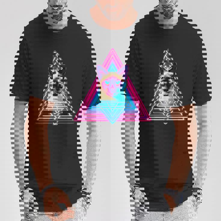 レトロな三角形のピラミッド猫のシャム猫 Tシャツ 面白い贈り物