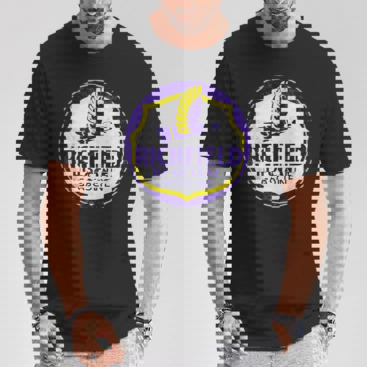 レトロヴィンテージガソリンスタンド リッチフィールドガソリン車 バイクガレージ Tシャツ 面白い贈り物