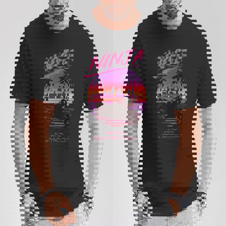 ヴィンテージ Ninja スポーツバイク スーパースポーツ 80S 映画 シンセウェーブ マイアミ バイス シティー Tシャツ 面白い贈り物