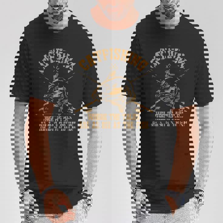 ヴィンテージ ナマズ 面白い ナマズ 釣り フィッシング フィッシャーマン Tシャツ 面白い贈り物