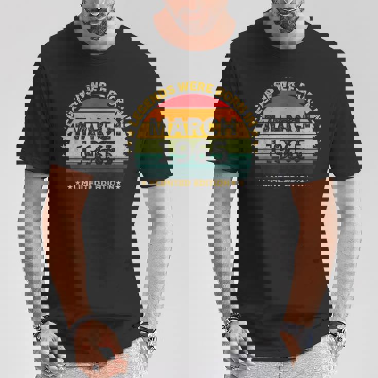 ヴィンテージ60歳の誕生日レジェンドは1965年3月に誕生しました。 Tシャツ 面白い贈り物