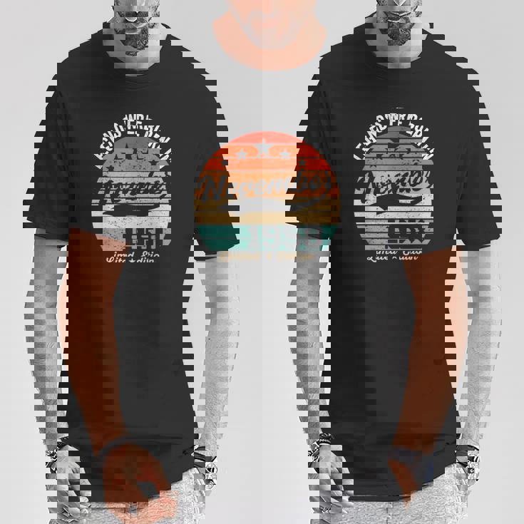 ヴィンテージ66歳の誕生日レジェンドは1958年11月に誕生しました。 Tシャツ 面白い贈り物