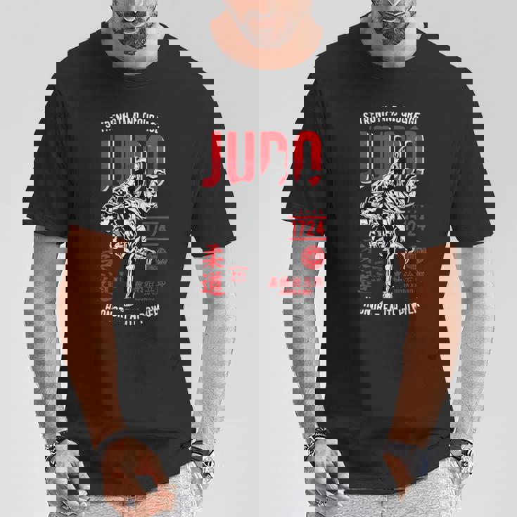 ヴィンテージカー 柔道 柔術 格闘技 総合格闘技 トレーニング Tシャツ 面白い贈り物