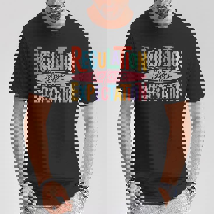 予想前の規制 おもしろセラピスト 職業 Tシャツ 面白い贈り物