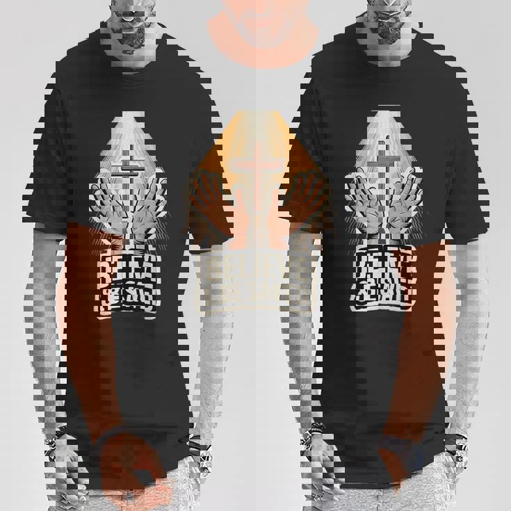 信じて救われる Tシャツ 面白い贈り物