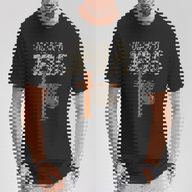 吊り下げナマケモノ ホールド オン イエス 神 クリスチャン メンズ レディース キッズ Tシャツ 面白い贈り物