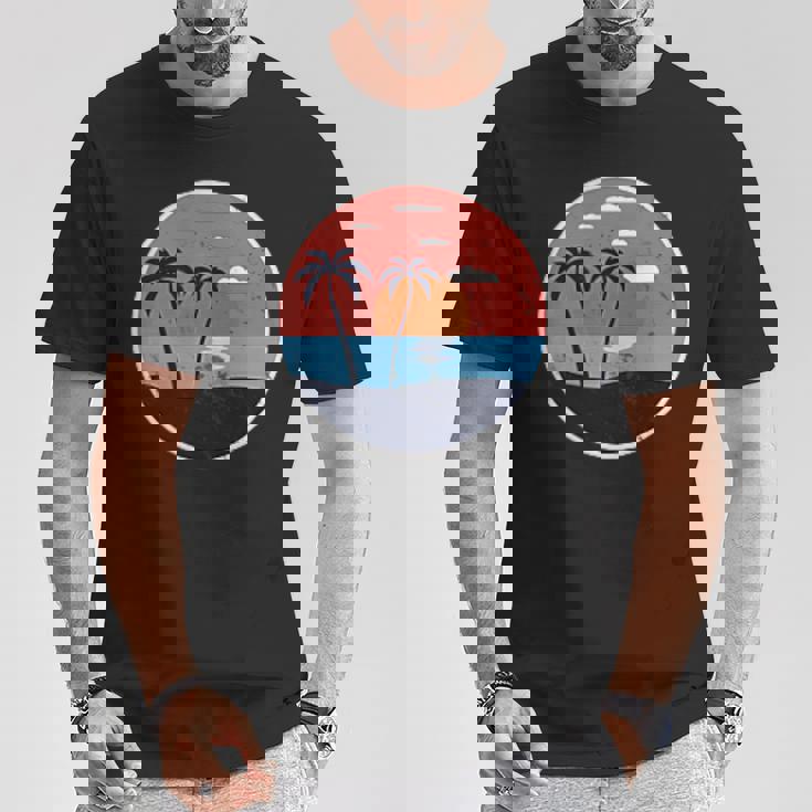 夏のビーチパームグラフィックポケットパッチバッジアイコンミニマリスト。 Tシャツ 面白い贈り物