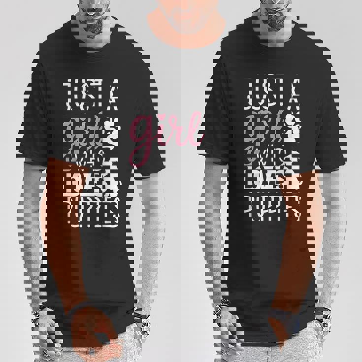 子犬 女の子 犬好き キュート ピンク 足跡プリント デザイン Tシャツ 面白い贈り物