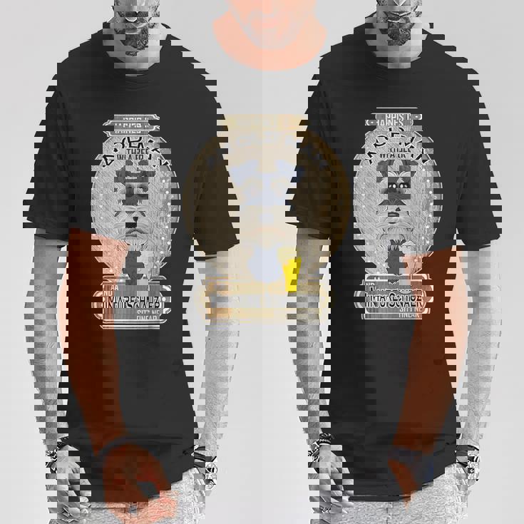 幸せはビールを持った老人にある ミニチュア・シュナウザー Tシャツ 面白い贈り物
