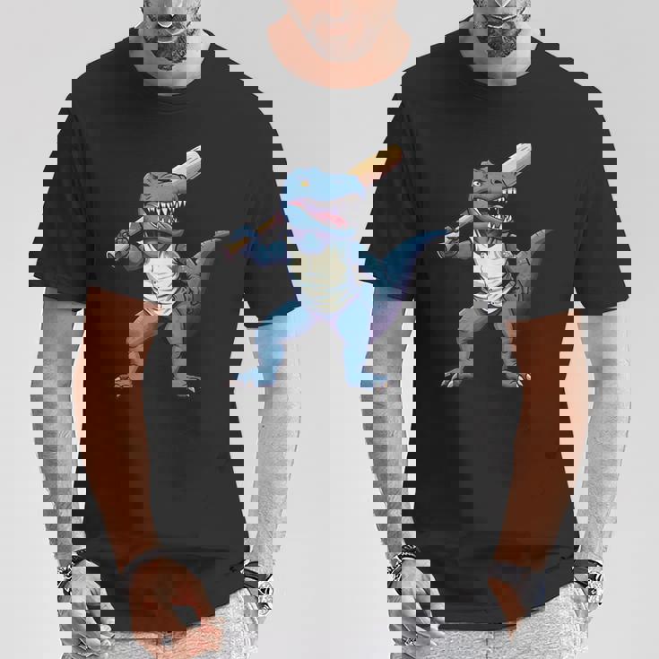 恐竜 野球 シーズン バット ボール パーク トレックス ディノ ホームラン ヒット Tシャツ 面白い贈り物