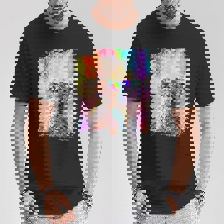 愛のハートのメガネをかけているレインボーコアラ Tシャツ 面白い贈り物