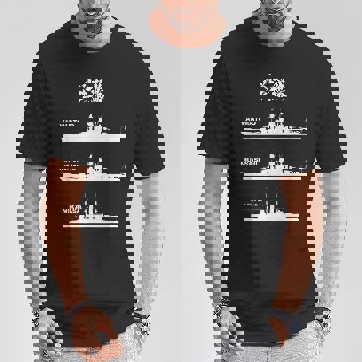 戦艦【大和 武蔵 三笠】軍艦 シルエット 日本 大日本帝国 海軍 帝国海軍 船 面白い ネタ 文字入り ウケ狙い Tシャツ 面白い贈り物