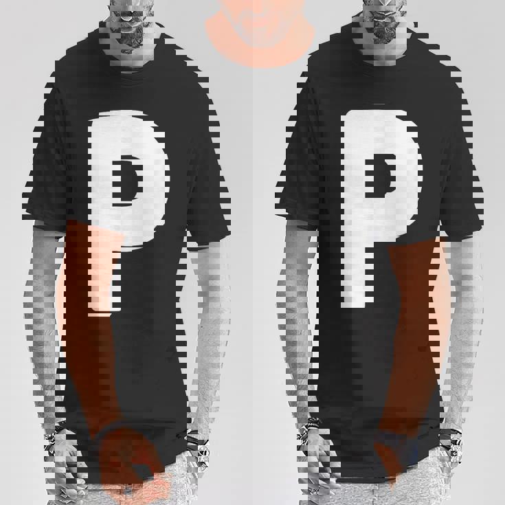 文字p 大文字 アルファベット モノグラム イニシャル Tシャツ 面白い贈り物