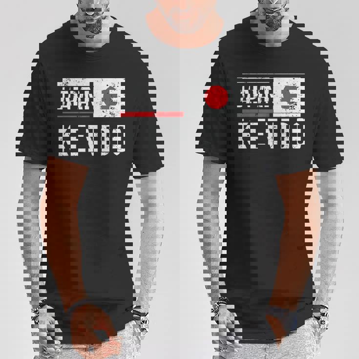 日本剣道レトロフラッグサムライ日本武道クラブ Tシャツ 面白い贈り物