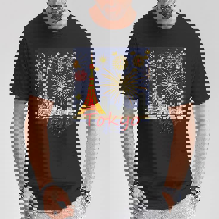 東京 東京タワーと花火大会 日本 漢字 By Kana Kanjin Tシャツ 面白い贈り物