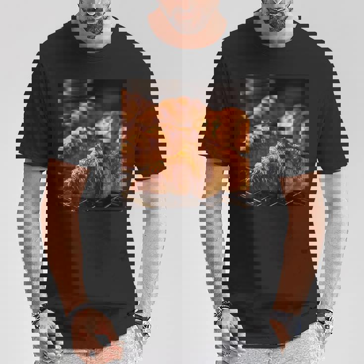 焼きたてのクロワッサン Tシャツ 面白い贈り物