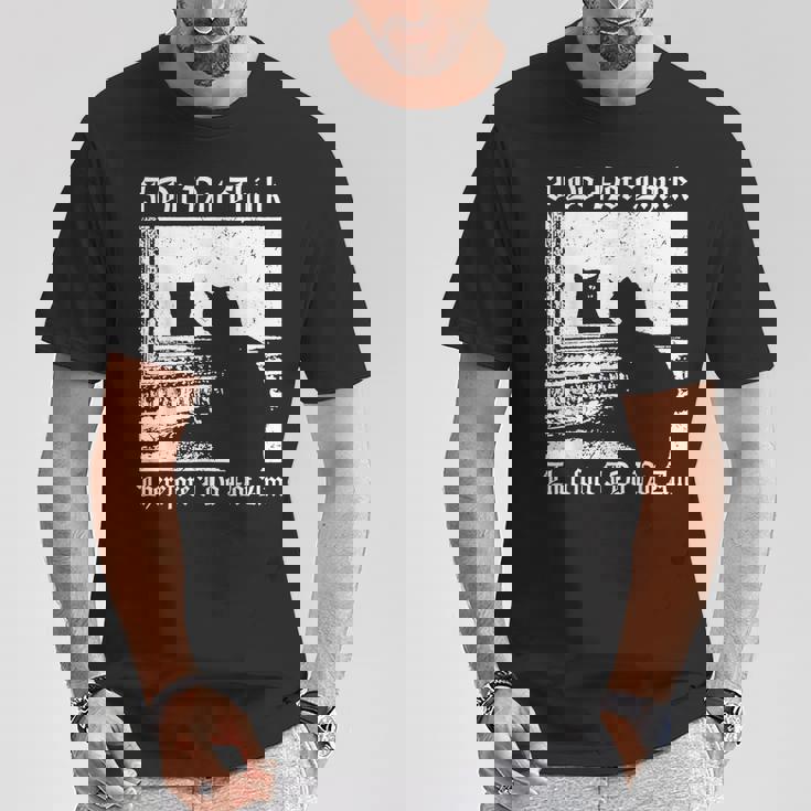 私はそうは思わないから黒猫は哲学者じゃない Tシャツ 面白い贈り物