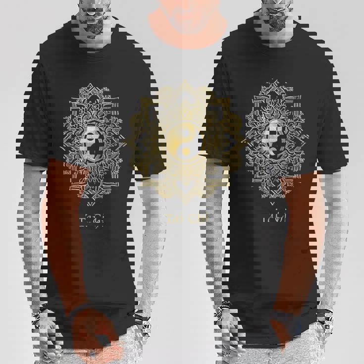 美しい太極拳、陰陽曼荼羅 Tシャツ 面白い贈り物