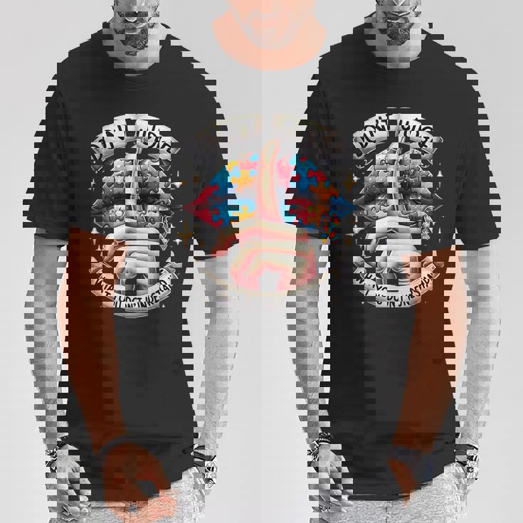 自閉症啓発唇を理解していないことを判断しないでください Tシャツ 面白い贈り物