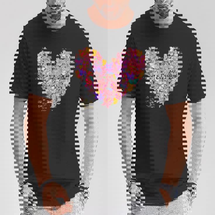 蝶 ハート かわいい 庭 Tシャツ 面白い贈り物