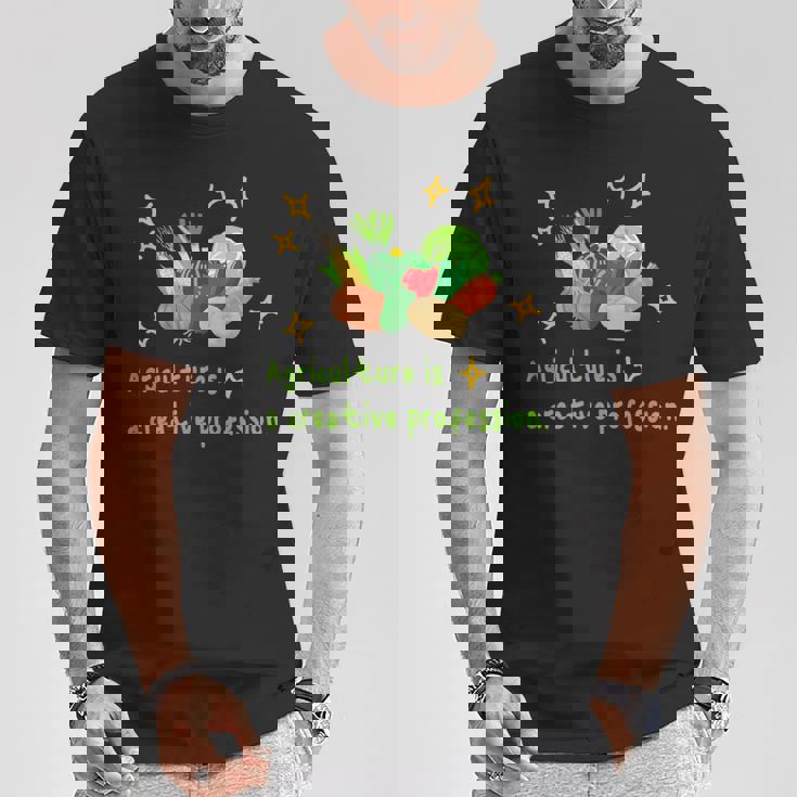 農業はクリエイティブ 野菜 生産 畑 家庭菜園 農家 アグリカルチャー 食育 芸術作品 メンズ レディース キッズ Tシャツ 面白い贈り物