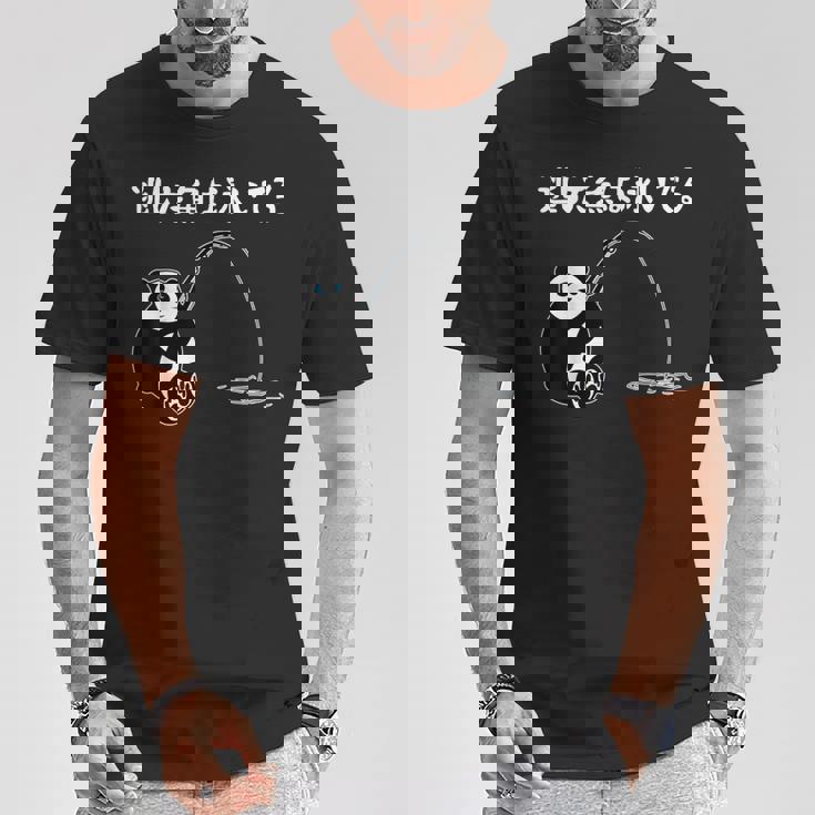 逃した魚は泳いでる ネタ ことわざ 言い間違い 釣り好き ジョーク ギャグ 釣り ツッコミ パンダ おもしろ Tシャツ 面白い贈り物