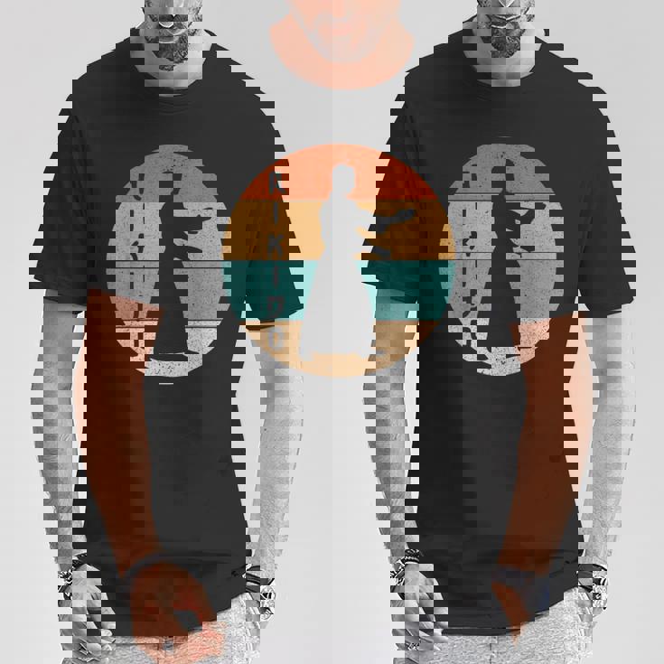 道場開業医のためのビンテージ合気道武道デザイン。 Tシャツ 面白い贈り物