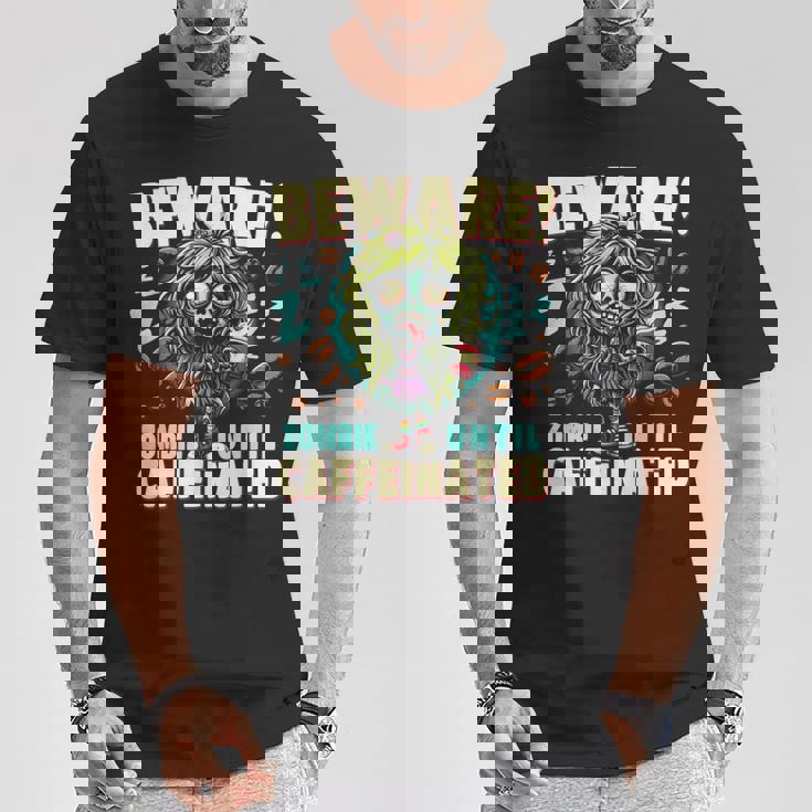 面白いコーヒーゾンビガール、カフェインが入るまでゾンビに注意 Tシャツ 面白い贈り物