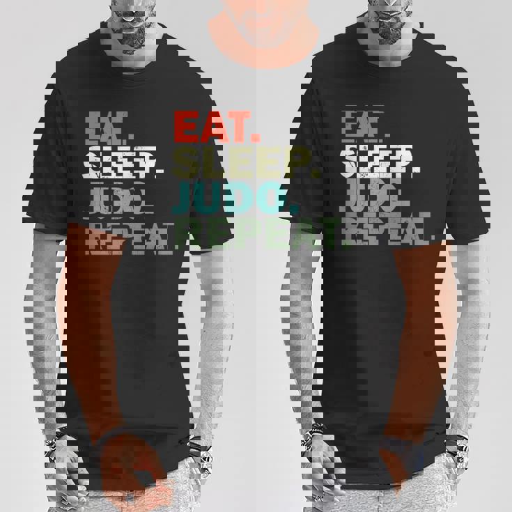 面白い柔道家が寝る柔道を食べる Tシャツ 面白い贈り物