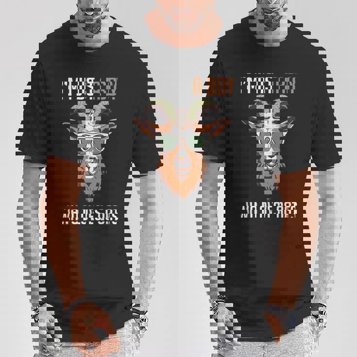 面白い農場の動物 ヤギ好き ただの少年 ヤギが大好きな人 Tシャツ 面白い贈り物