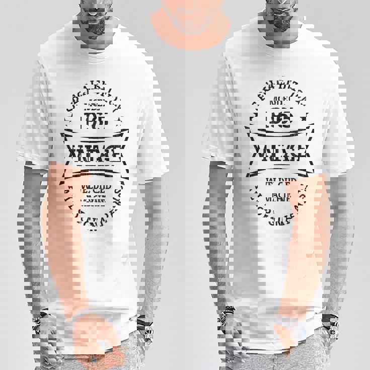 60Th Birthday 60歳 1965年生まれ ヴィンテージ 60年 Tシャツ 面白い贈り物