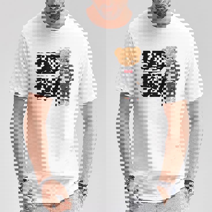 Angry Bad Boystyle、クールなテディベア、バッドボーイグラフィックデザイン。 Tシャツ 面白い贈り物