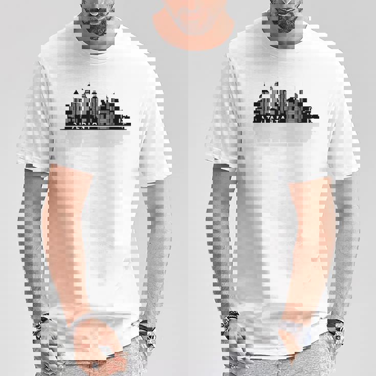 Atlanta Ga スカイライン 摩天楼 シティシルエット Tシャツ 面白い贈り物