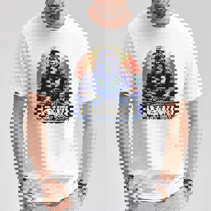 Bassquatch 音楽愛好家のためのサスカッチdjデザイン Tシャツ 面白い贈り物