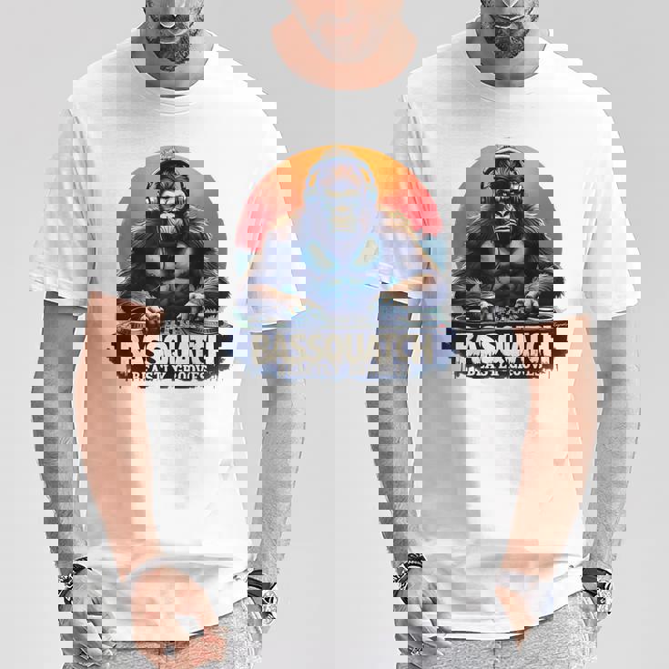 Bassquatch – Groovyasquatch Djデザイン 音楽愛好家向け Tシャツ 面白い贈り物