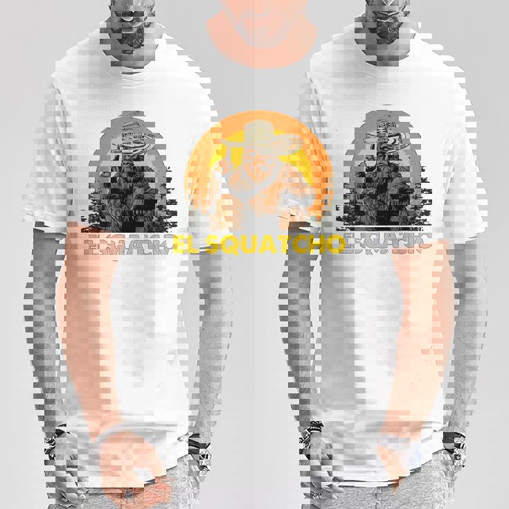 Elquatcho 面白いシンコ・デ・マヨ ビッグフット サスカッチ Tシャツ 面白い贈り物