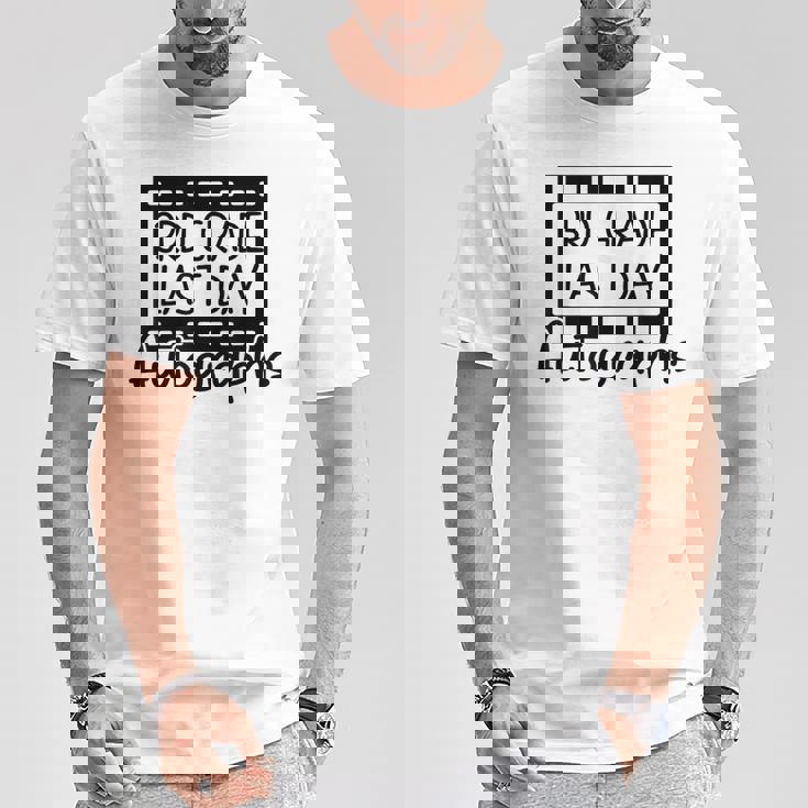 Last Day サイン入り 卒業 3年生 記念品 Tシャツ 面白い贈り物